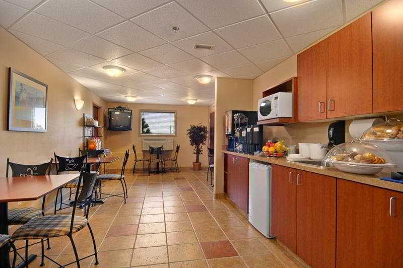 Hotel Super 8 By Wyndham St Johns St. John's Esterno foto