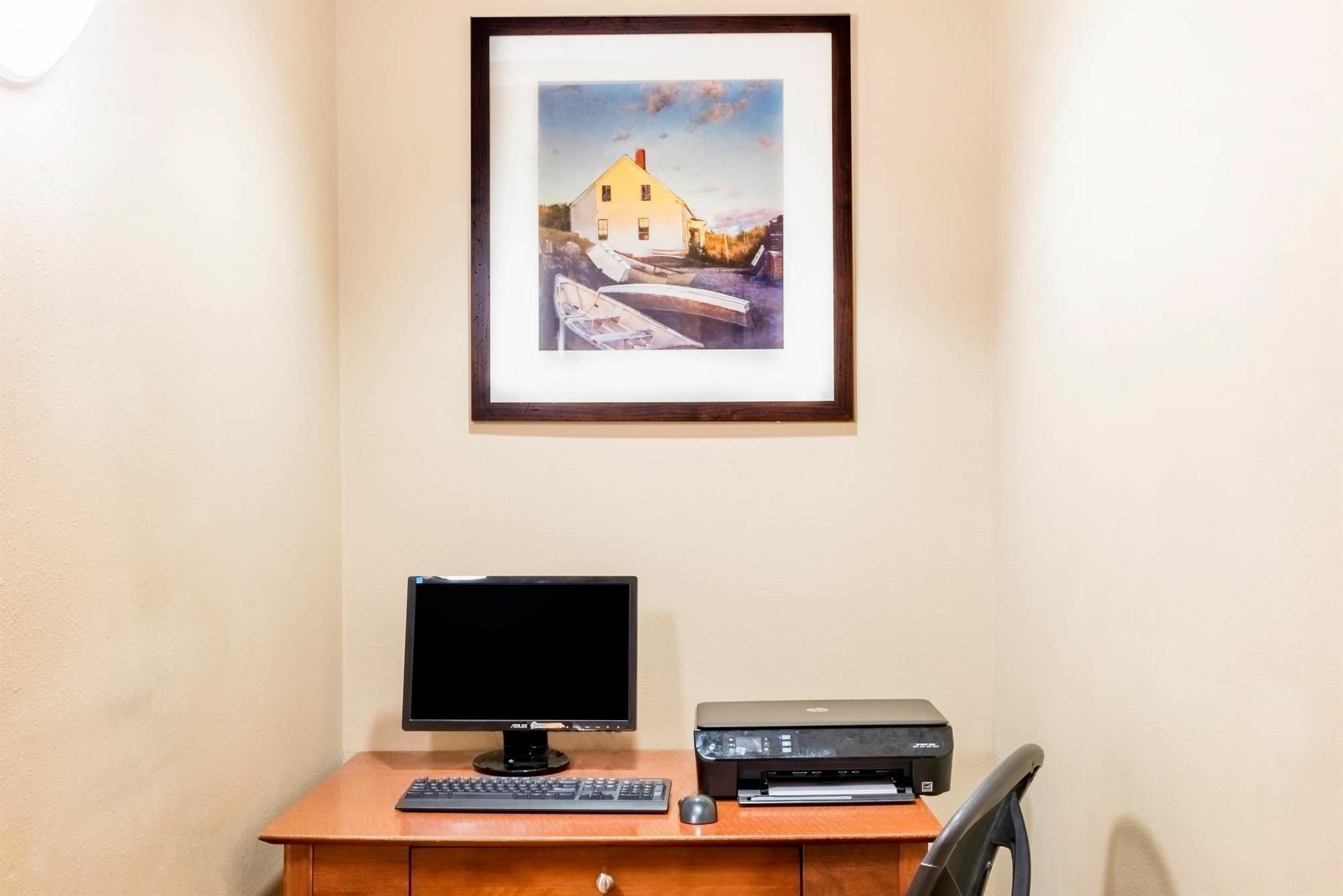 Hotel Super 8 By Wyndham St Johns St. John's Esterno foto